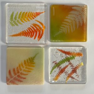 autumn leaves glass course